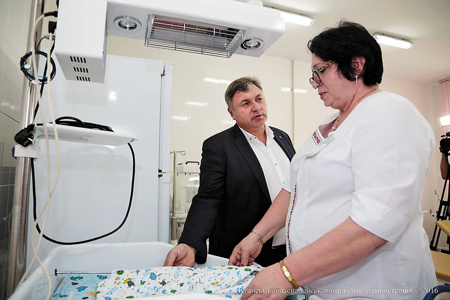 На Луганщині нещодавно відкрито вісім об’єктів охорони здоров’я, оснащених найсучаснішим обладнанням. Фото надані Луганською обласною військово-цивільною адміністрацією