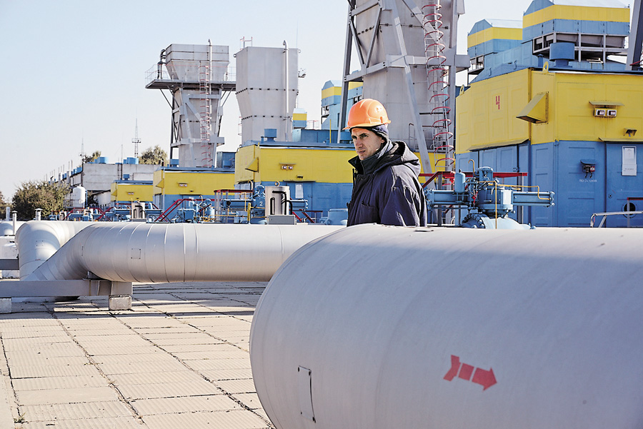 Урядова робоча група невідкладно розпочне напрацьовувати конкретні кроки. Фото Володимира ЗAЇКИ