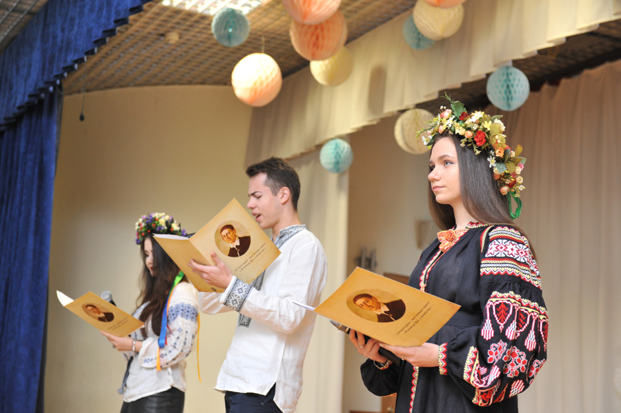 Школярі присвятили Великому Українцю літературно-мистецьке свято. Фото надане автором