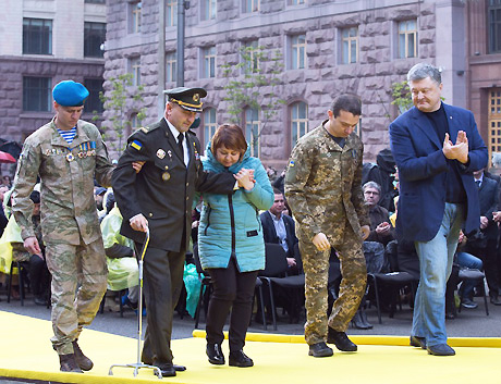Кожен крок — перемога. Кожна перемога — подвиг. Фото з сайту president.gov.ua