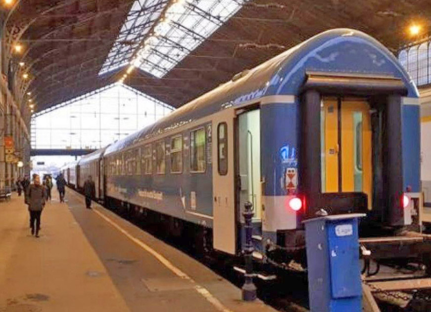 Мукачево і Будапешт тепер розділяють шість годин комфорту: з 9 грудня прямі рейси між ними здійснює новенький потяг «Латориця». Фото з сайту 5.ua