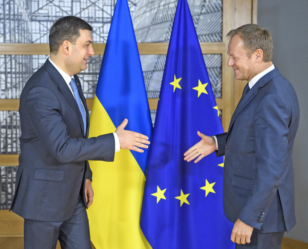 Володимира Гройсмана радо вітали в європейських інституціях. Фото з Урядового порталу