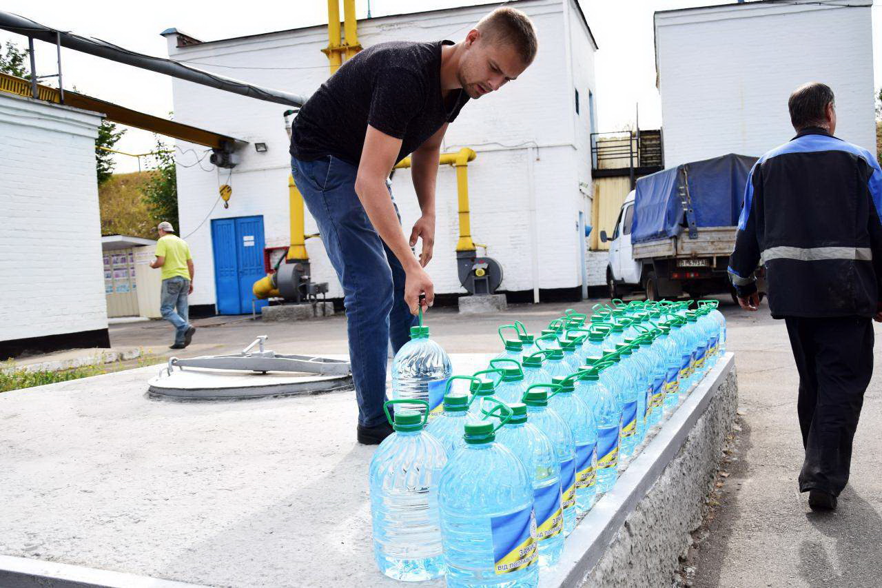 Ця найкраща в Україні вода поїде в Донбас. Фото надане автором.