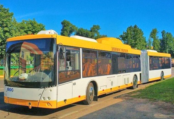 Нові автобуси оснащені кондиціонерами і відеоспостереженням. Фото з сайту mrpl.city