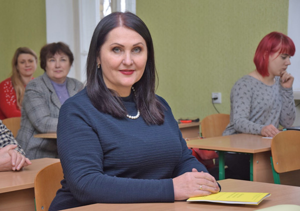 Директор департаменту освіти і науки Полтавської облдержадміністрації Олена Харченко