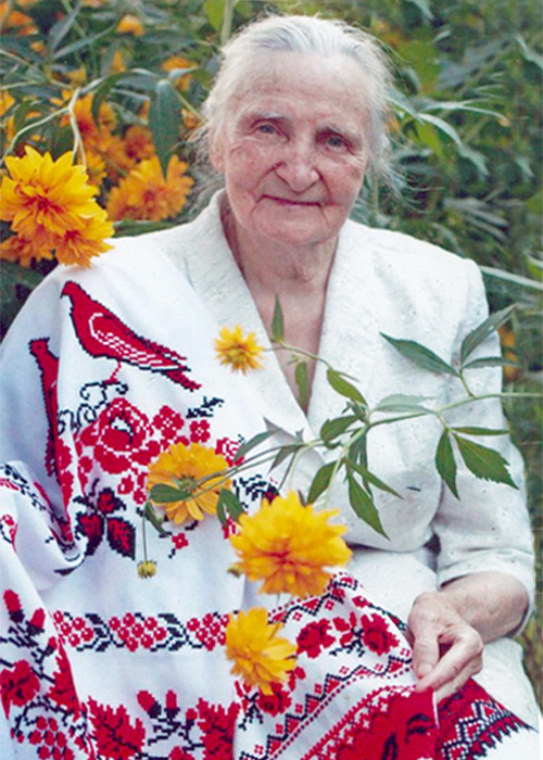 Свій сторічний ювілей учителька зустріла з новими творчими задумами. Фото надав автор
