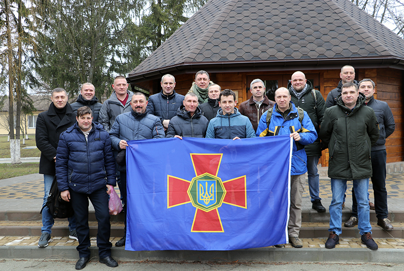 Учасники боїв під Дебальцевим віддали шану і помолилися за загиблих. Фото Аліни НАВІКОВОЇ  