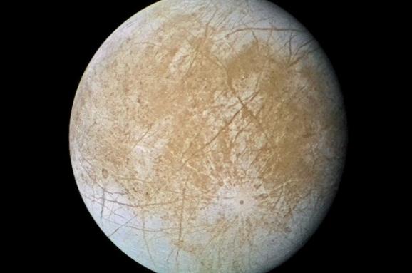 Супутник Юпітера Європа: кандидат №1 для позаземного життя