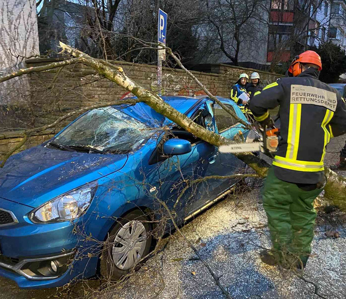 «Кіара» завдала чималого клопоту рятувальникам. Фото з сайту wz.de