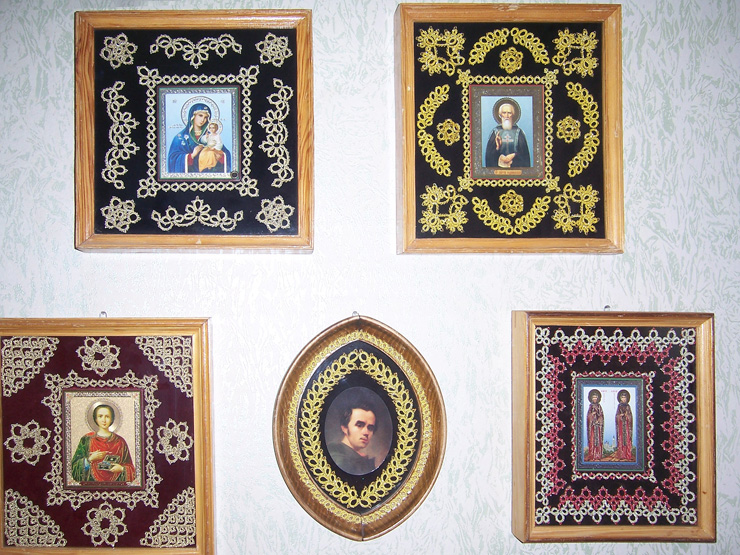 У квартирі Калініченків портрет Кобзаря — серед найбільш шанованих. Фото надав автор