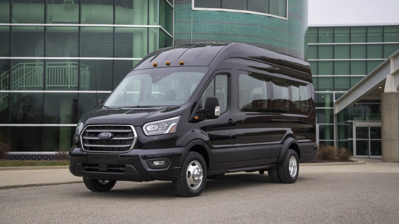 З’явилося перше зображення електричного FORD TRANSIT