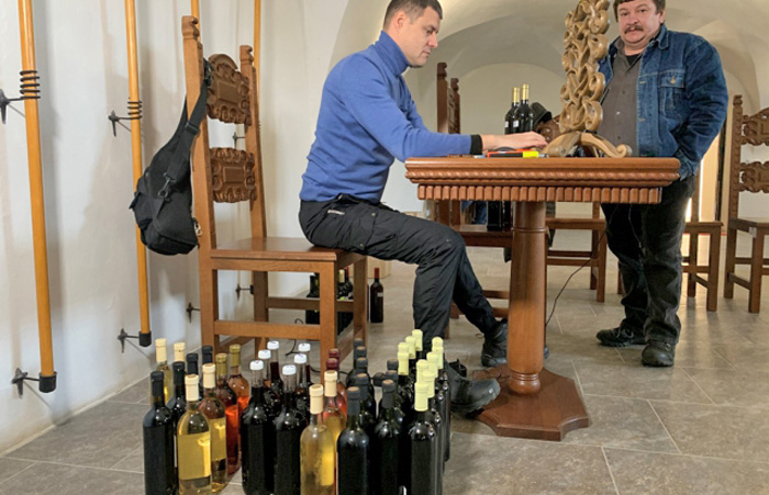 Реєстрація учасників фестивалю в стінах замку «Паланок». Фото з сайту mukachevo.net