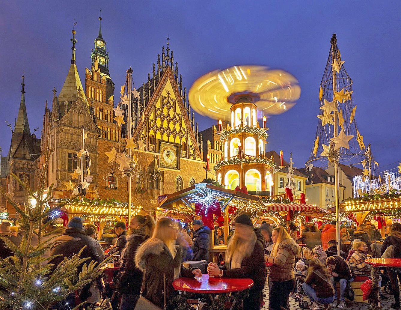 Різдвяний ярмарок у Вроцлаві не менш популярний серед туристів, ніж пошук  краснолюдуків