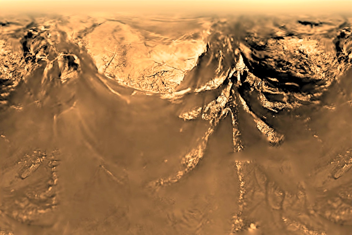 Порізаний ландшафт Титана, знятий зондом Hyugens з висоти 10 кілометрів / © ESA, NASA, JPL, University of Arizona