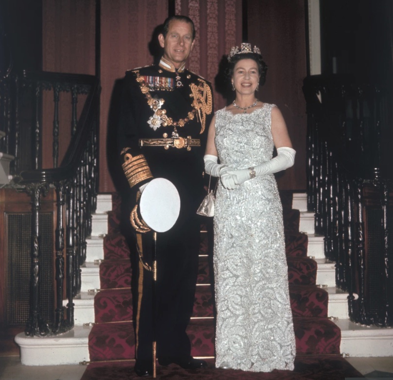 У 1972 році королева відзначила 20 років як монарх і відсвяткувала 25 років шлюбу