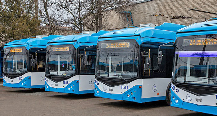 Жителі та гості приморського міста вже встигли переконатися у перевагах нових і комфортних тролейбусів, які віднедавна їх обслуговують. Фото з сайту mariupolrada.gov.ua