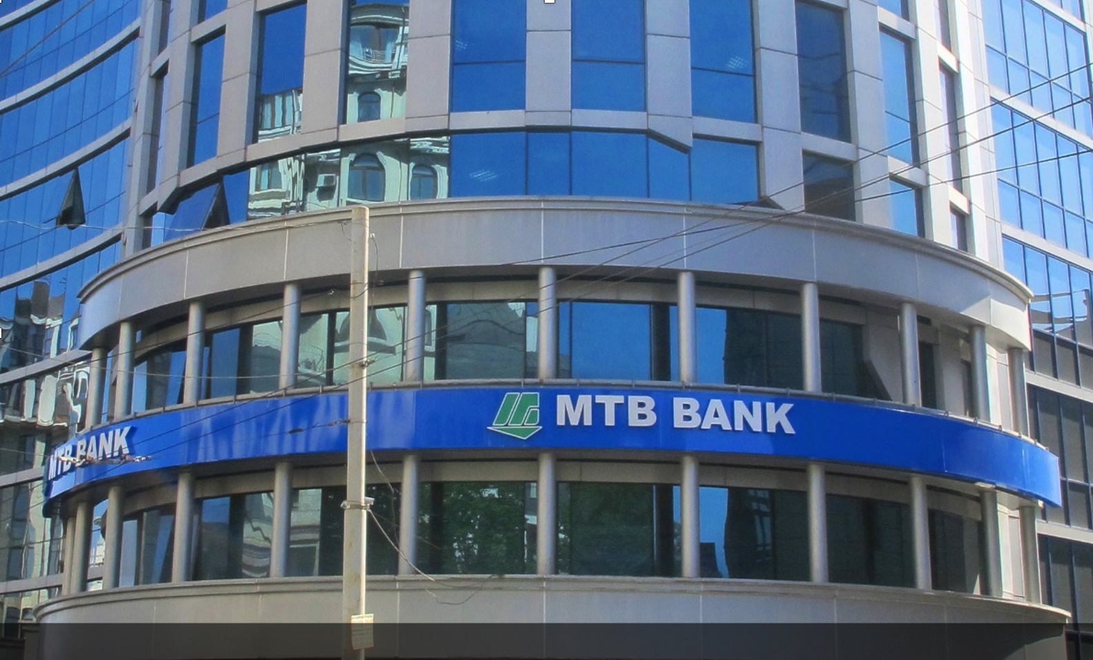 Найбільшими власниками МТБ БАНКу є Партикевич Михайло Валентинович, Згуров Ігор Олександрович, Кралов Юрій Олександрович
