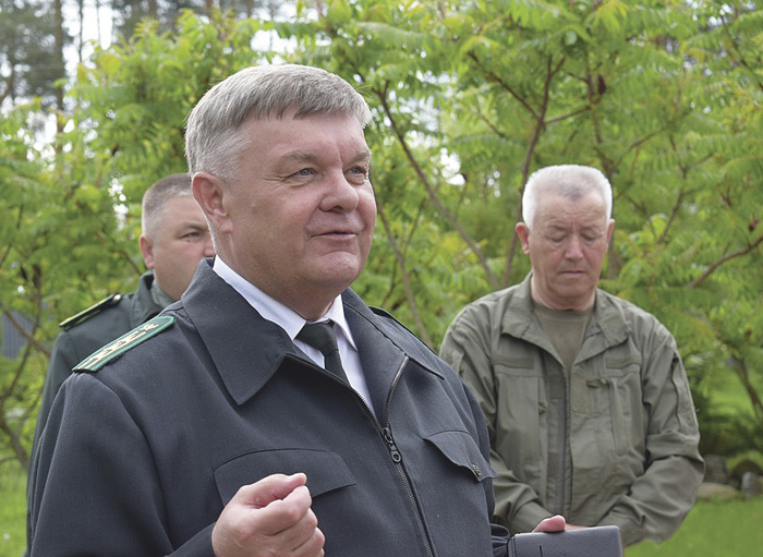 Директор Середино-Будського лісгоспу Сумського обласного управління лісового та мисливського господарства Олександр ПЛУЖНИКОВ