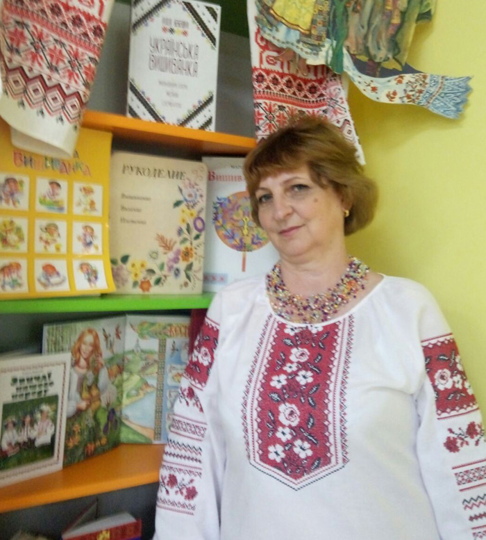 Директорка бібліотеки громади Тетяна М’ЯЧИНА