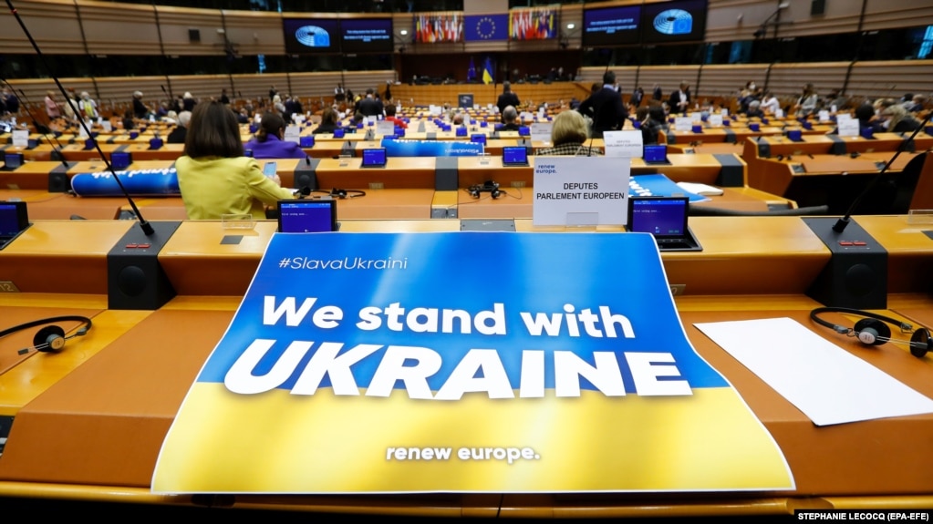 Резолюцію «Ескалація росією загарбницької війни проти України» підтримали 504 депутати, 26 проголосували проти. Фото з сайту radiosvoboda.org