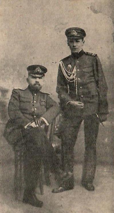 Lieutenant General of the Ukrainian Navy V. Savchenko-Bilskyi (left) and Lieutenant S. Shramchenko