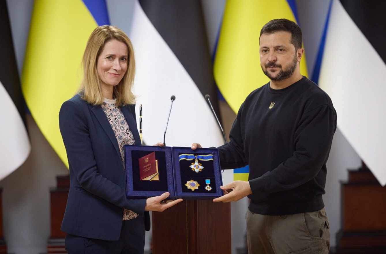 Президент нагородив Каю Каллас орденом князя Ярослава Мудрого ІІ ступеня. Фото з сайту president.gov.ua