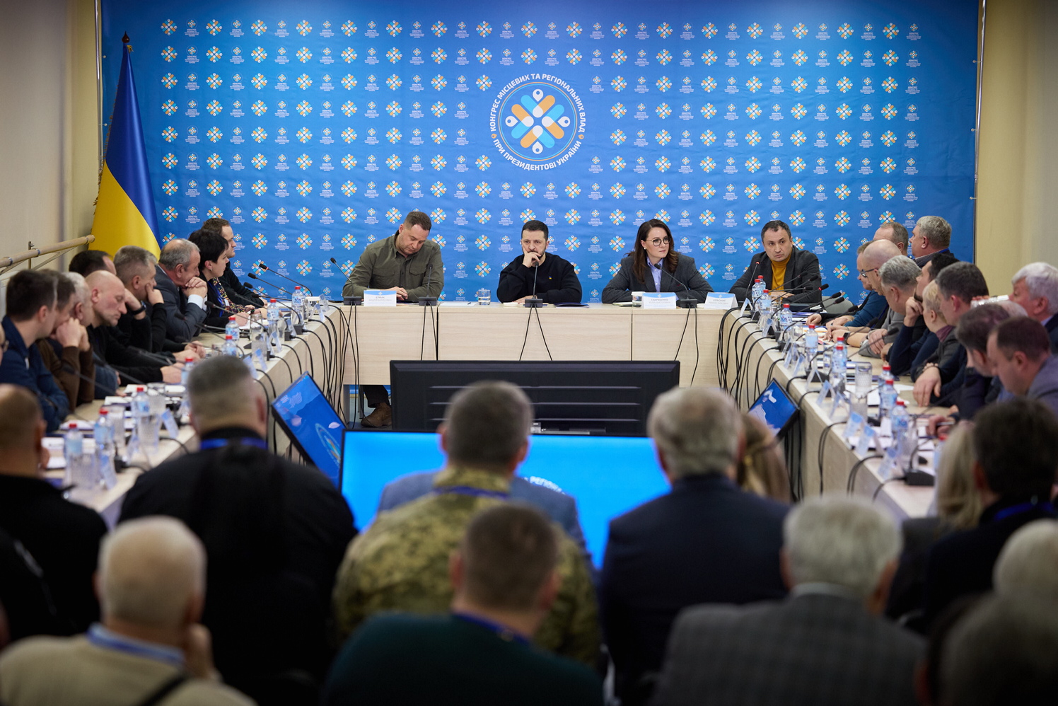 Президент України поспілкувався з представниками бізнесу та відповів на їхні запитання. Фото з сайту president.gov.ua