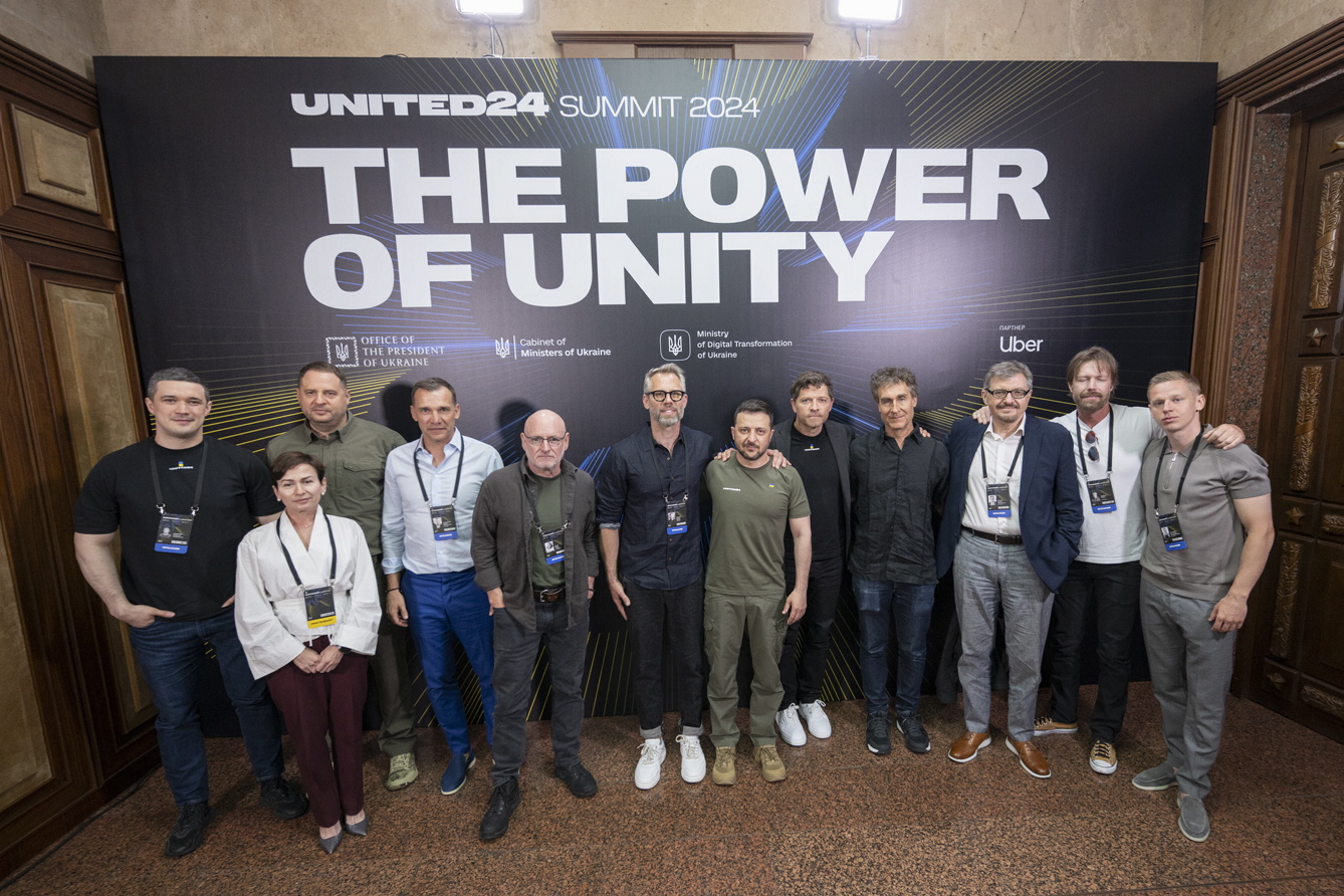 Учасники United24 довели, що створювати успішні фандрейзингові платформи можуть не лише окремі особистості чи спільноти, а й держави. Фото з сайту president.gov.ua