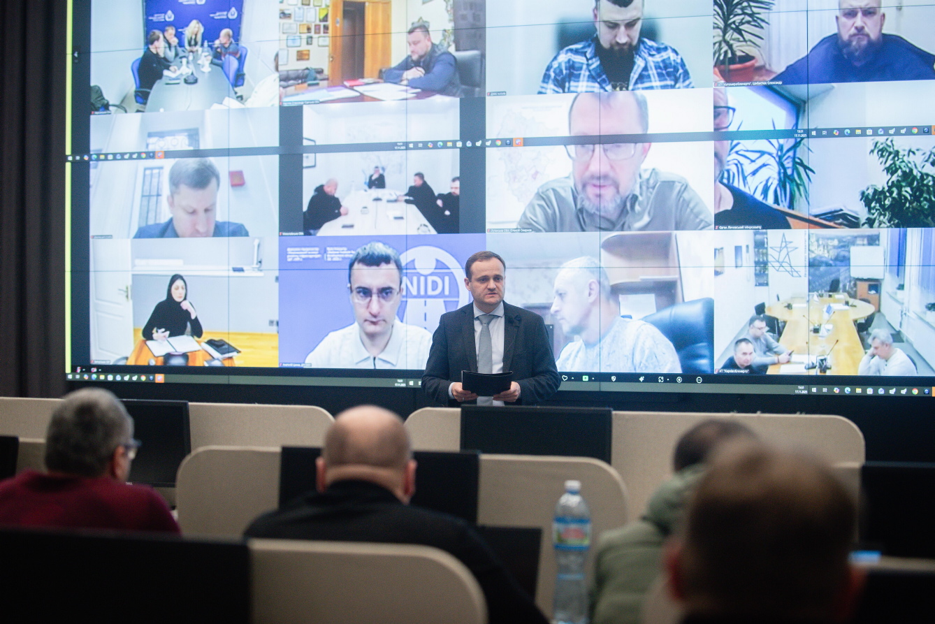 Штаб, який очолює віцепрем’єр­міністр Олексій Кулеба, забезпечує взаємодію всіх учасників процесу. Фото з сайту mindev.gov.ua 