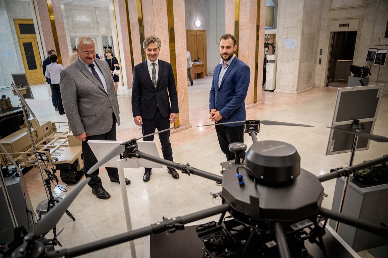 Розбудова оборонно-промислового партнерства — одна з тем зустрічей  Кястутіса Будріса  з українськими міністрами. Фото з сайту mfa.gov.ua