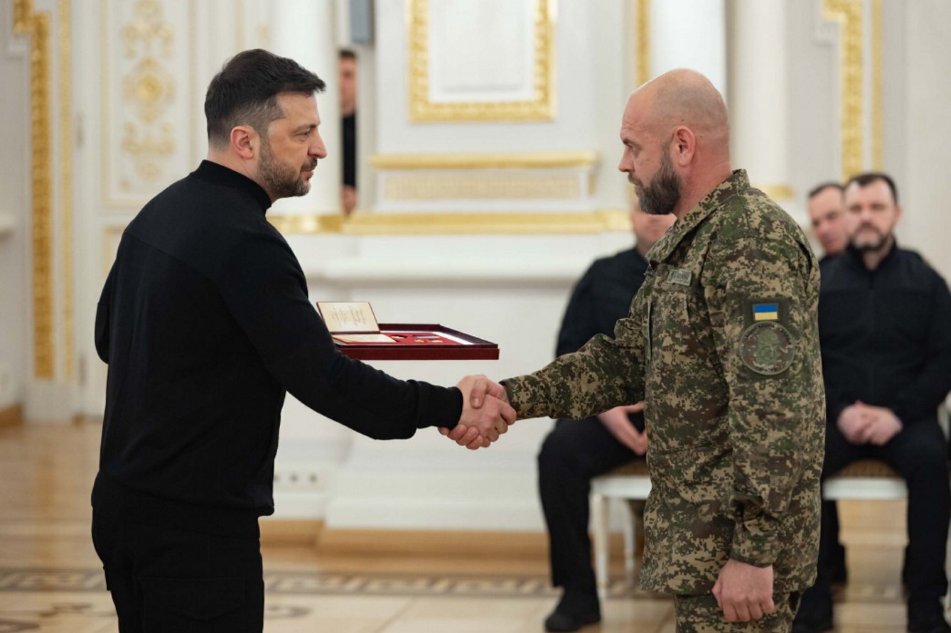 Саме витримка й сміливість наших людей дає Україні змогу жити, переконаний глава держави. Фото з сайту president.gov.ua