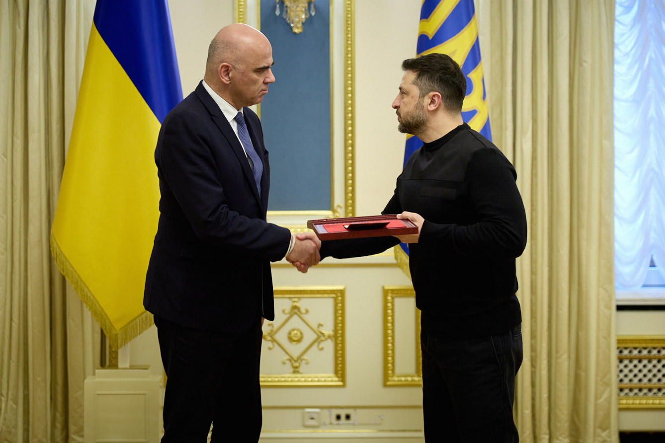 Володимир Зеленський відзначив Алена Берсе орденом &laquo;За заслуги&raquo; І ступеня. Фото з сайту president.gov.ua