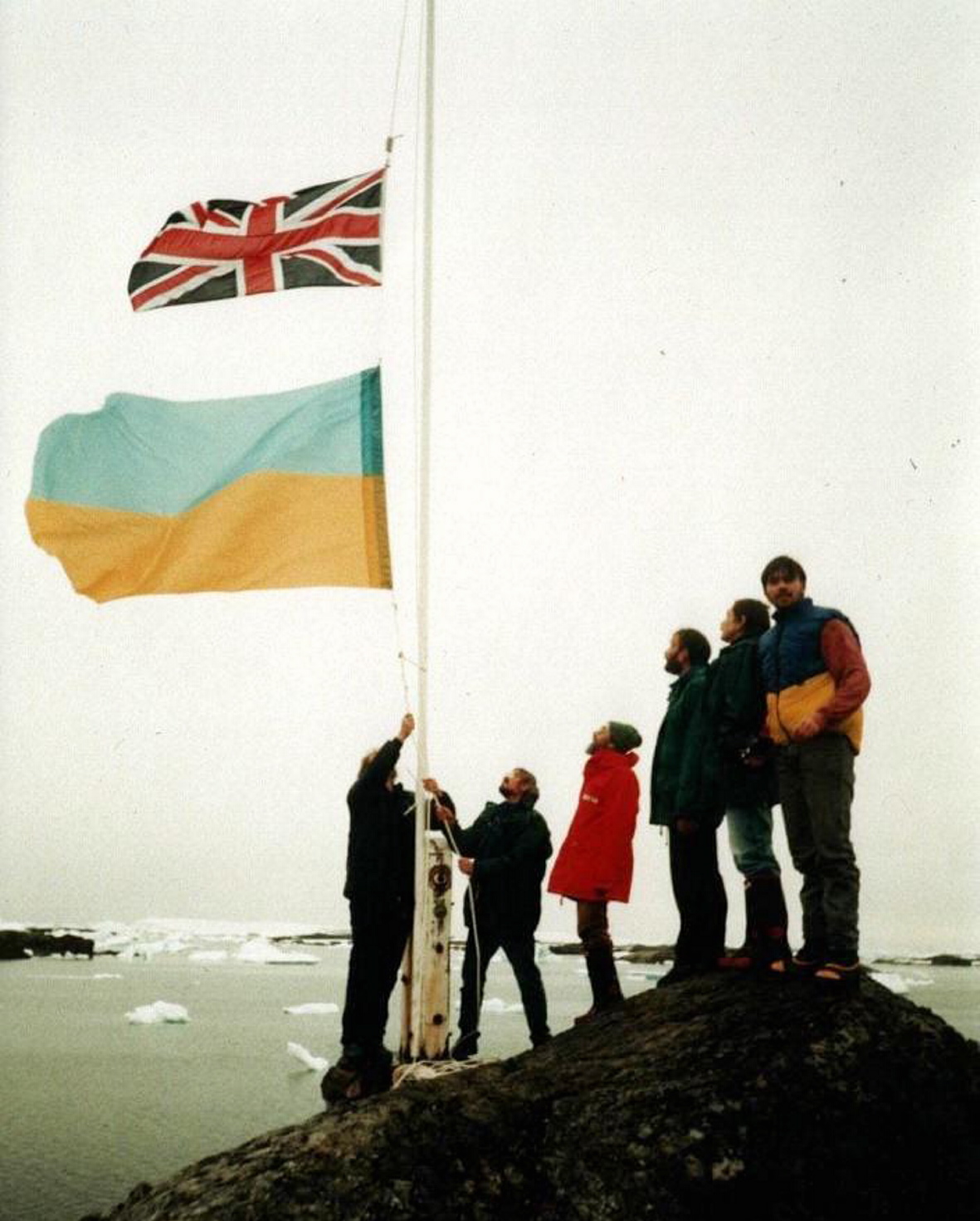 30 років тому Велика Британія передала Україні станцію, що згодом стала називатися &laquo;Академік Вернадський&raquo;. Фото з сайту radiosvoboda.org