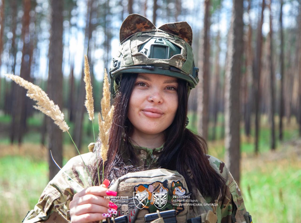 Оксана зізнається, що про військову службу почала думати ще задовго до повномасштабної війни. Фото 77 ОАеМБр