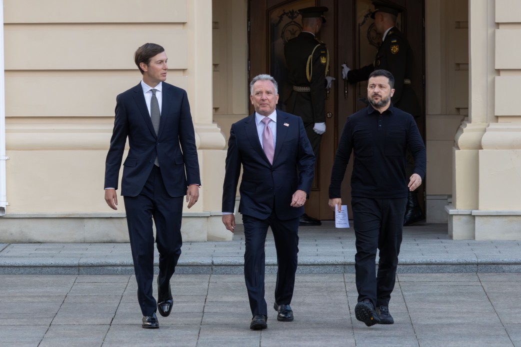 Володимир Зеленський обговорив з представниками Президента США всі можливості відновлення переговорів. Фото з сайту president.gov.ua.
