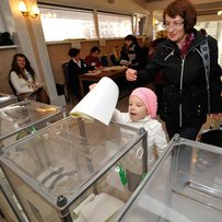 Вибори-2012: як голосувала Україна