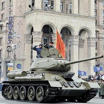 Т-34 знову проїхав Хрещатиком