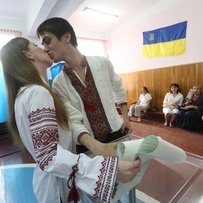 Як голосував Київ у другій половині дня (фоторепортаж)