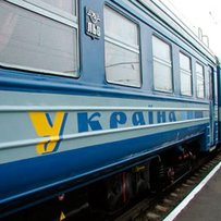 Знімаючи з графіка приміські електрички, Укрзалізниця створює для українців серйозні транспортні проблеми