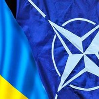 ЄС і НАТО слід діяти на випередження