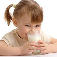 Склянка молока, яка зміцнить здоров’я школярів