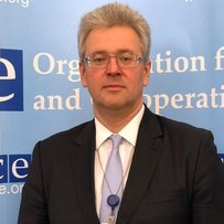 Постійний представник України при міжнародних організаціях у Відні Євгеній Цимбалюк: «Розраховуємо і на політичне, і на практичне залучення ОБСЄ до Формули миру»