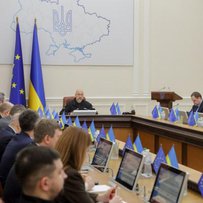 Найголовніше — національна безпека та добробут українців