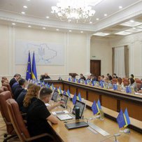Системна робота уряду триває