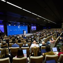  Сильний тиск має повернути агресора до тями