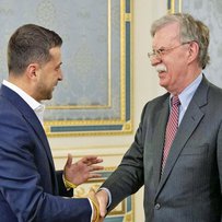 США активізують дипломатичні зусилля