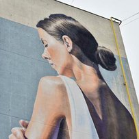 Обійми замість насильства