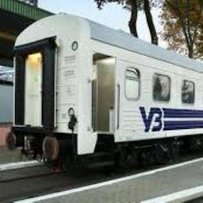 Укрзалізниця отримала перші плацкартні вагони вітчизняного виробництва