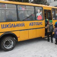 За три роки громади закупили понад 1500 шкільних автобусів українського виробництва
