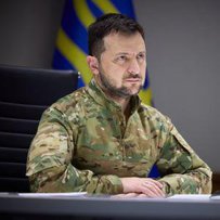 Країни-члени НАТО повинні були збивати всі російські безпілотники та літаки - Президент